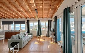 Refugio Na Praia De Burgau #1947